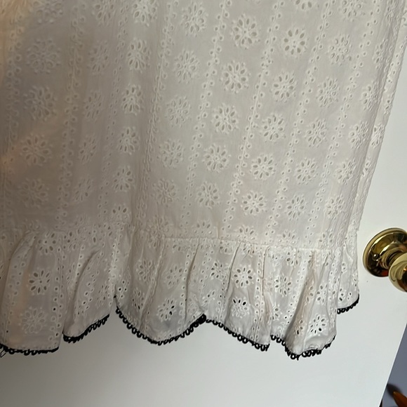 FOREVER 21 | Eyelet Lace Dress Sz M - Picture 9 of 10